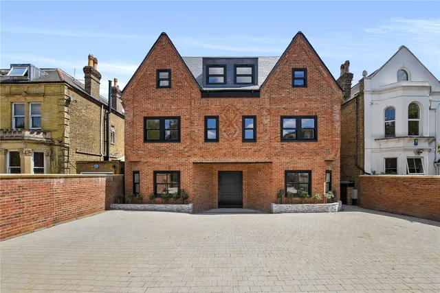 The Ridgeway, Enfield, EN2 8PD, photo 1