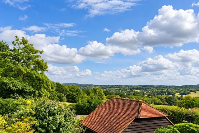 School Hill, Burwash, photo 2