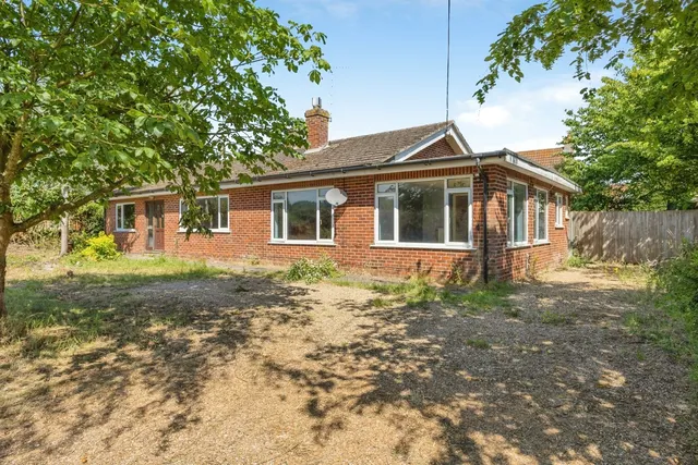 Kenninghall Road, Banham, NR16, photo 1