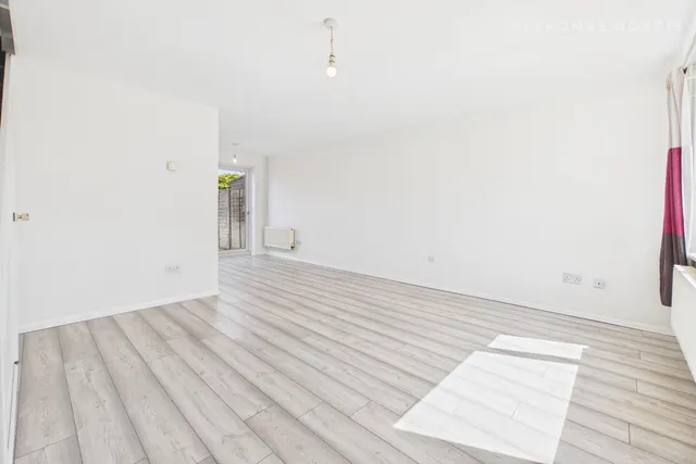 Burns Road, Royston, SG8, photo 3
