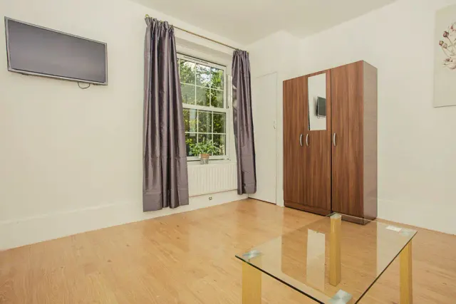 Falmouth Road, SE1, photo 2