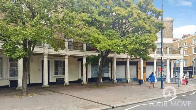 Photo 3 — Berkley Crescent, Gravesend, Kent, DA12
