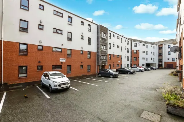Campbell Close, Hamilton, South Lanarkshire, ML3, photo 1