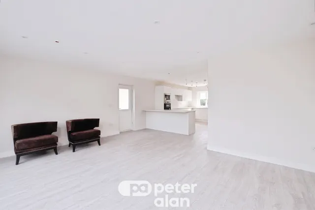 Five Locks Road, Cwmbran, NP44, photo 3