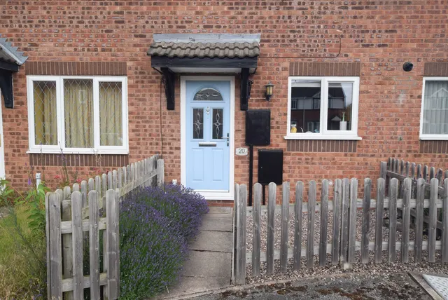 Swift Gate, Shawbirch, TF1, photo 3