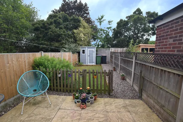 Swift Gate, Shawbirch, TF1, photo 2