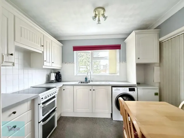Churchill Road, Leighton Buzzard, LU7, photo 2