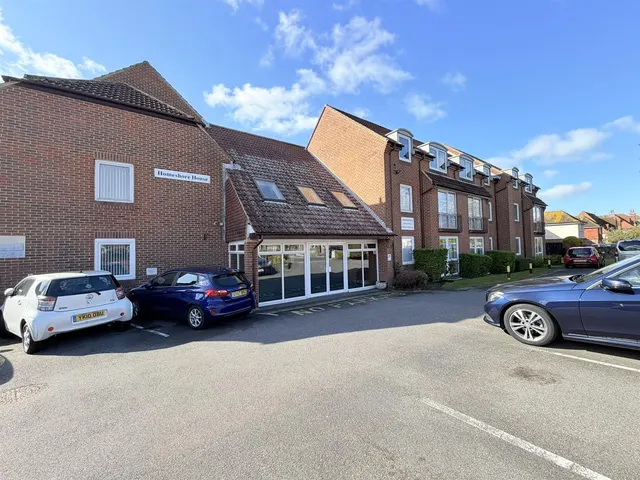 Sutton Road, Seaford, photo 1