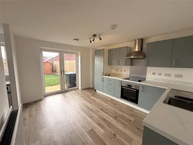Tillage Road, Wellingborough, NN8, photo 2