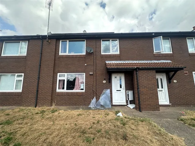 Pine Close, Shirebrook, Mansfield, Derbyshire, NG20, photo 1