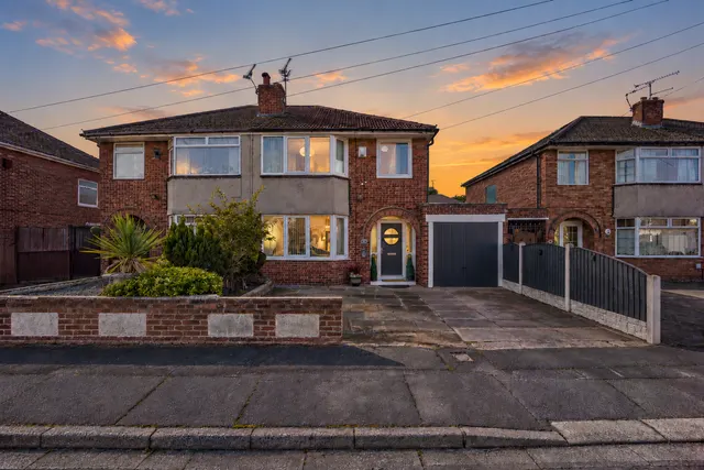 Eddisbury Road, Whitby, CH66, photo 1