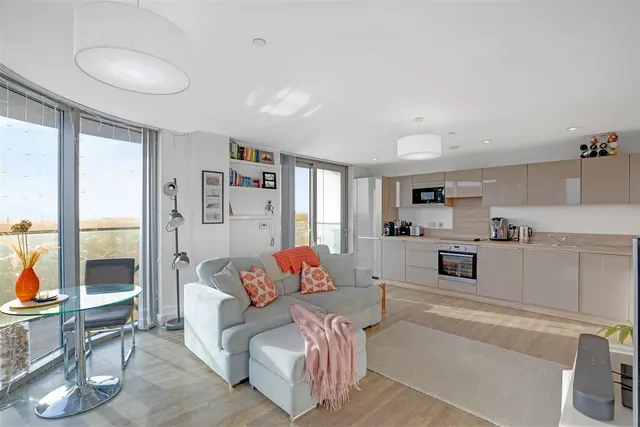 Cornmill Lane, Lewisham, SE13, photo 1
