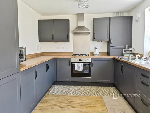 Dennis Way, Eastbourne, BN22, photo 2