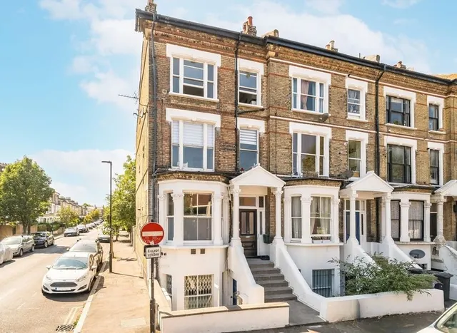 Stockwell Road, Stockwell, SW9, photo 1