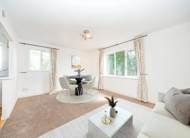 Marksbury Avenue, Kew, TW9, photo 1