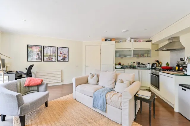 12 Percy Laurie House, 217 Upper Richmond Road, London, photo 1