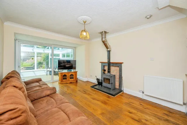 Littleover Crescent, Littleover, DE23, photo 3