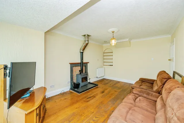 Littleover Crescent, Littleover, DE23, photo 2