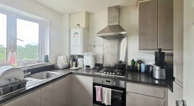 Centrifuge Way, Farnborough, GU14, photo 3