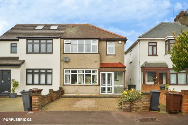 Lincoln Avenue, Romford, RM7, photo 1