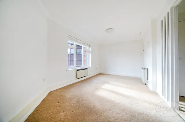 Hylton Road, Petersfield, GU32, photo 2