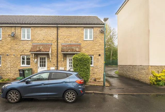 Highwood Drive, Gloucestershire, Nailsworth, GL6 0BJ, photo 1