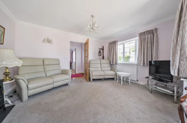 Elm Park, Ferring, BN12, photo 3