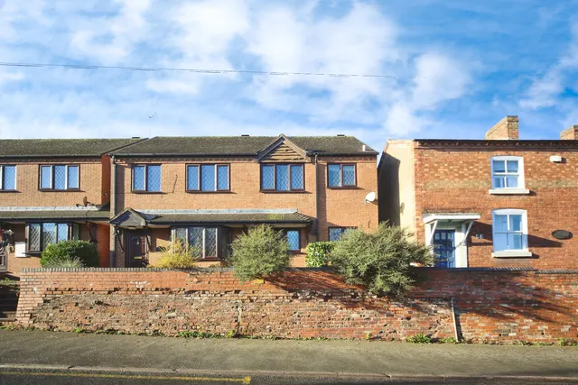 The Holloway, Droitwich, WR9, photo 1