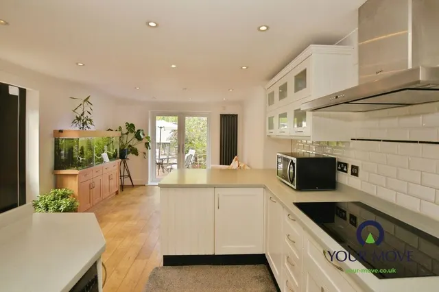 Photo 3 — Faversham Road, Kennington, Kent, TN24
