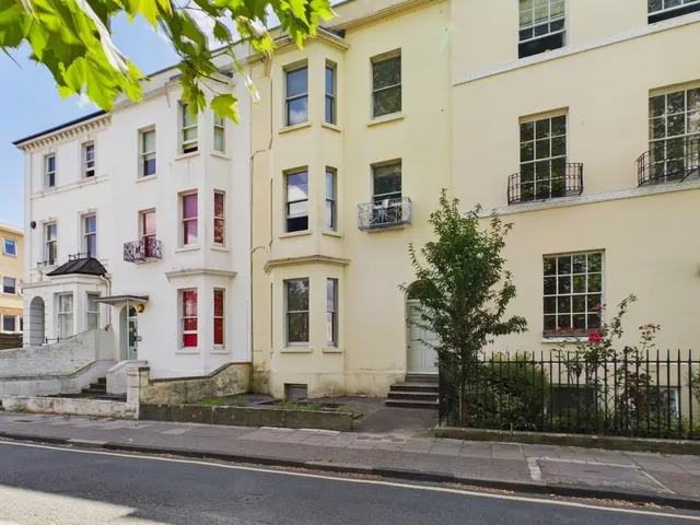 Flat 1, 26 Brunswick Square, Gloucester, GL1 1UN, photo 1