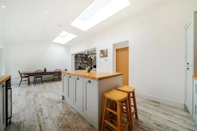 Photo 3 — Oakley Drive, Bromley, BR2