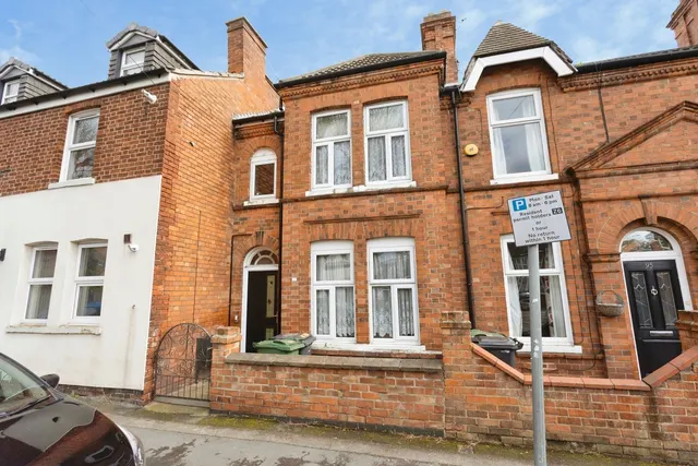 Meadow Lane, Loughborough, LE11, photo 1