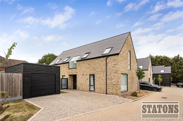 Crouch Lane, Goffs Oak, EN7 6TH, photo 1