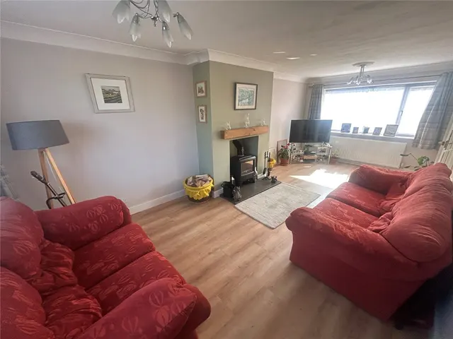 Glorian Estate, Amlwch, LL68, photo 3