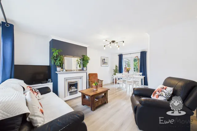 Hughes Avenue, Prescot, L35, photo 2