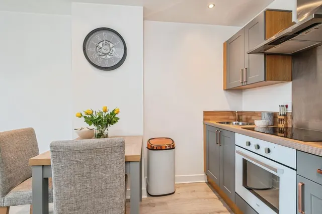 Cross Green Lane, Leeds, LS9, photo 2