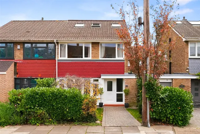 Camellia Place, Whitton, TW2 7HZ, photo 1