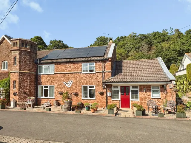Cleeve Park Mews, Chapel Cleeve, TA24, photo 1