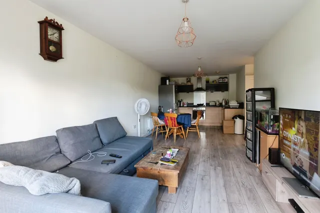 Photo 3 — Hogg Lane, Grays, Essex, RM17
