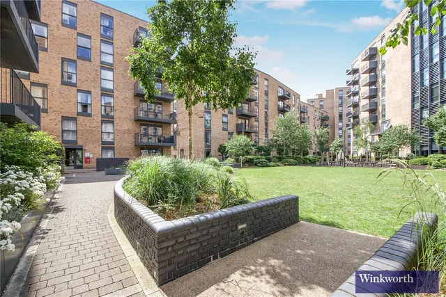 Lyon Road, Harrow, HA1, photo 1
