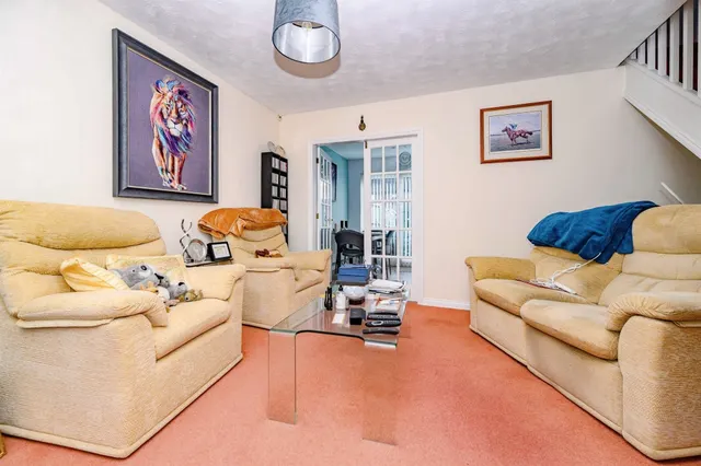 Dexter Close, Luton, LU3, photo 2