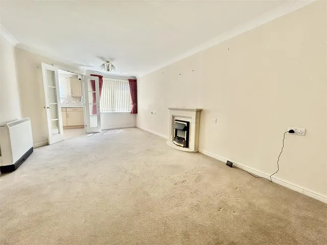Photo 3 — Harold Road, Margate, Kent CT9 2JX