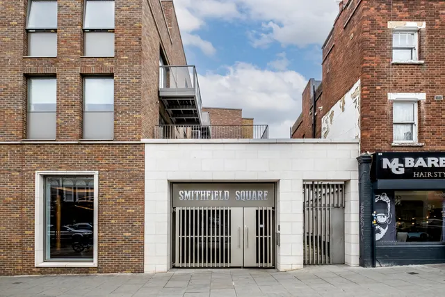 Photo 2 — High Street, London, N8