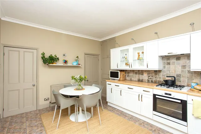 Coronation Street, Carlton, WF3, photo 3