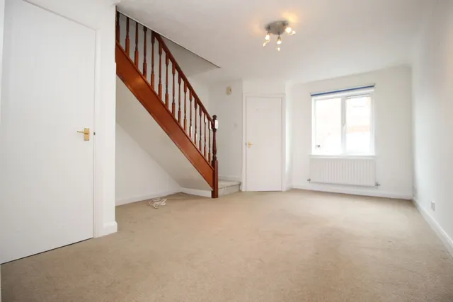 Coopers Drive, Yate, photo 3