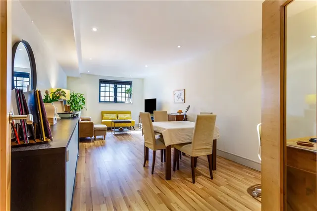 Photo 2 — Cayenne Court, London, SE1