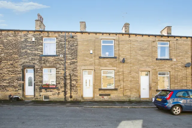 Ruskin Terrace, Halifax, photo 1