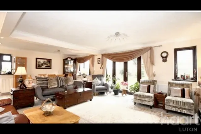 Hart Hill Lane, Luton, LU2, photo 3