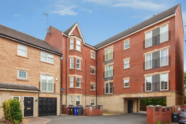 Holywell Heights, Sheffield, S4, photo 1