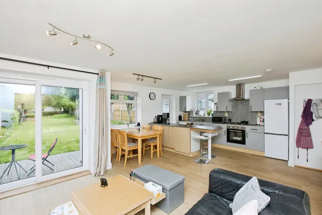 Holt Avenue, Alvaston, DE24, photo 3